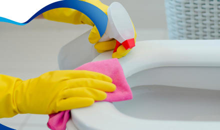 Cómo limpiar el inodoro para que quede reluciente
