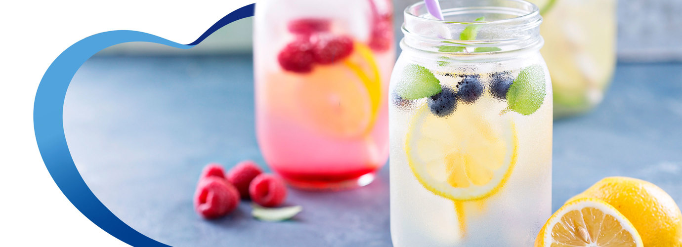 ¡5 aguas de fruta para refrescarte en verano!